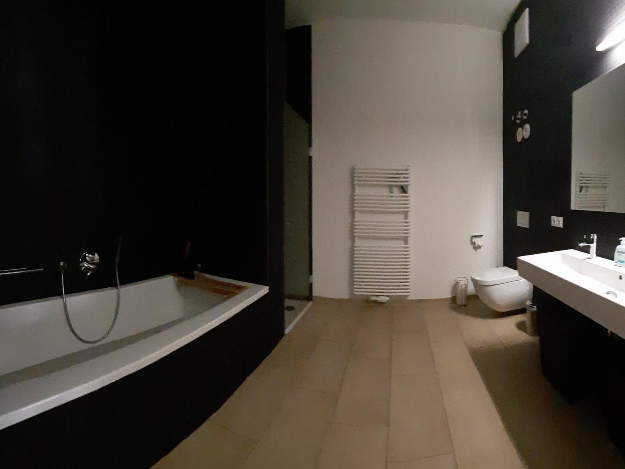 Hochwertig Im Herzen Stuttgarts Cameră foto